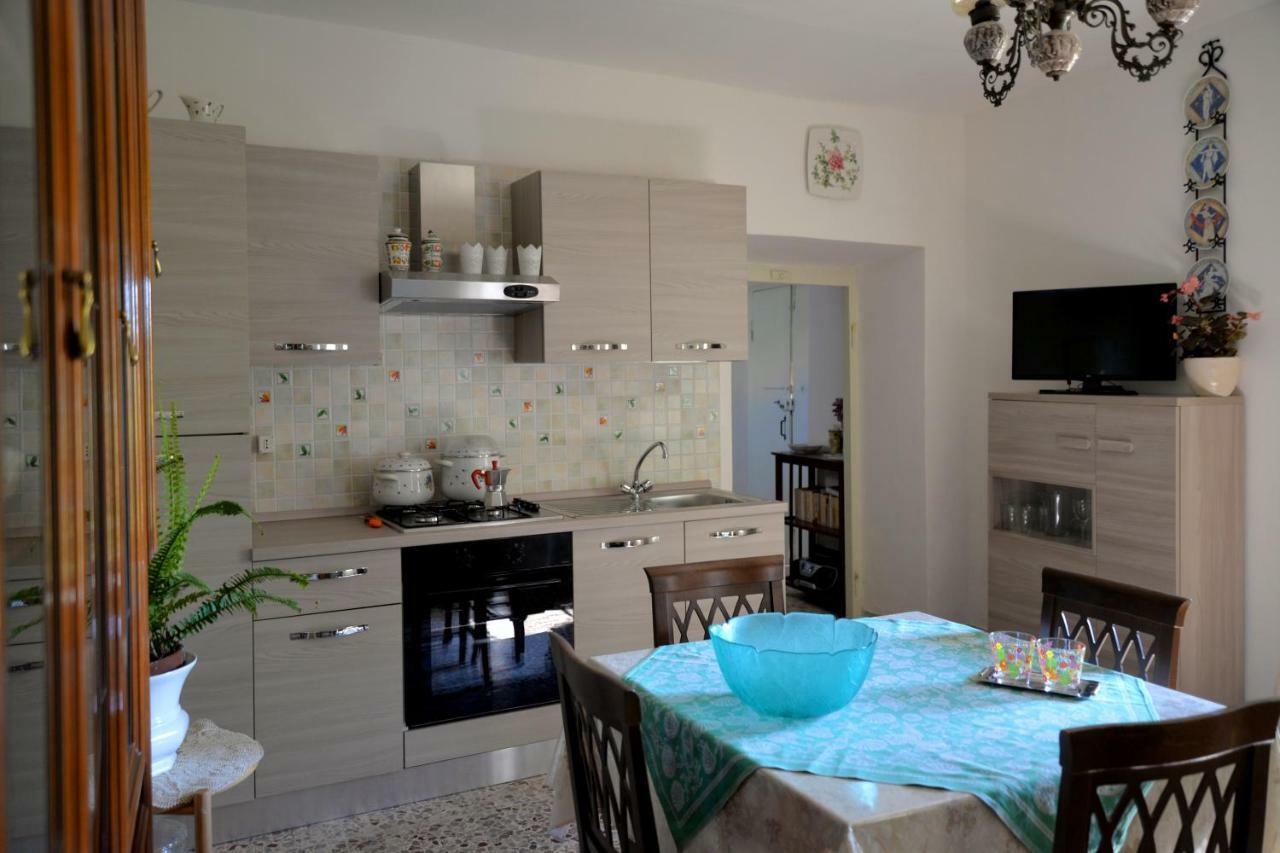 A Casa Di Carla Lejlighed Terracina Eksteriør billede